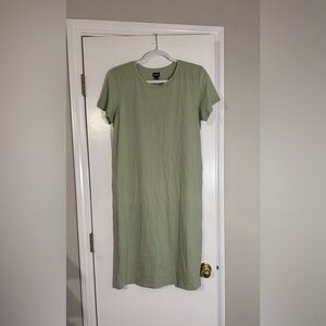 NWOT Patagonia Sage Green Midi Dress 100% cotton comfortable side slit